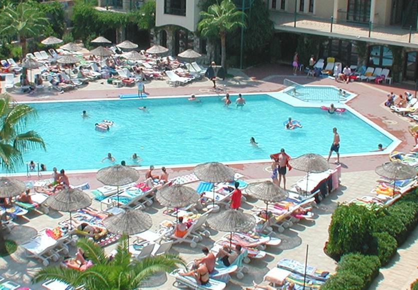 Club Turquoise Apart 马尔马里斯 外观 照片